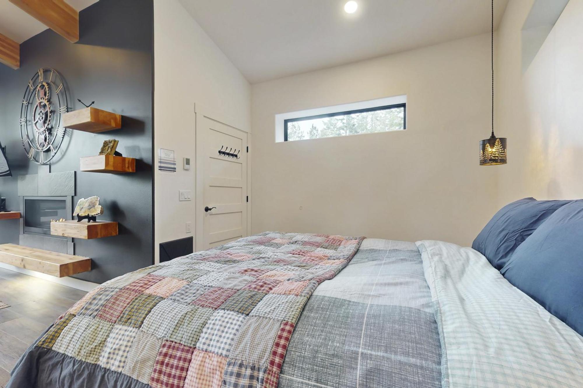 Tides & Timber Apart otel Sequim Dış mekan fotoğraf
