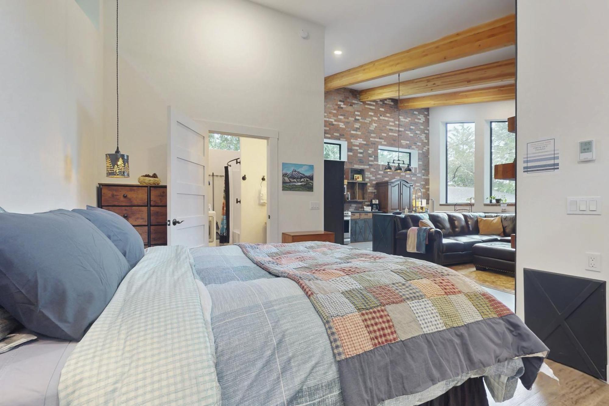 Tides & Timber Apart otel Sequim Dış mekan fotoğraf